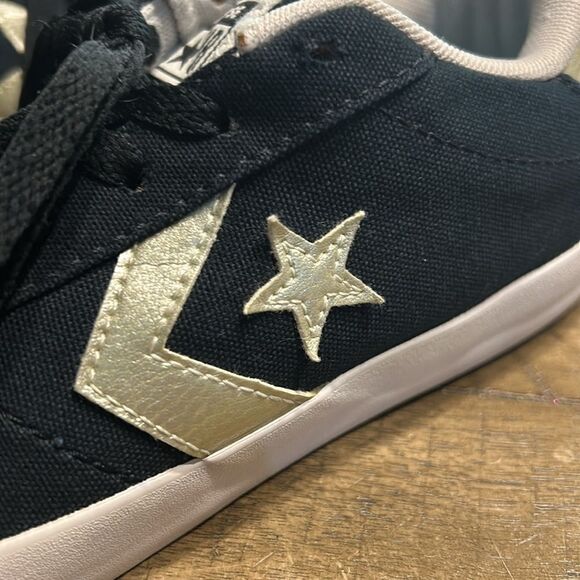 Converse All Star sneakers size 8 - Picture 2 of 11